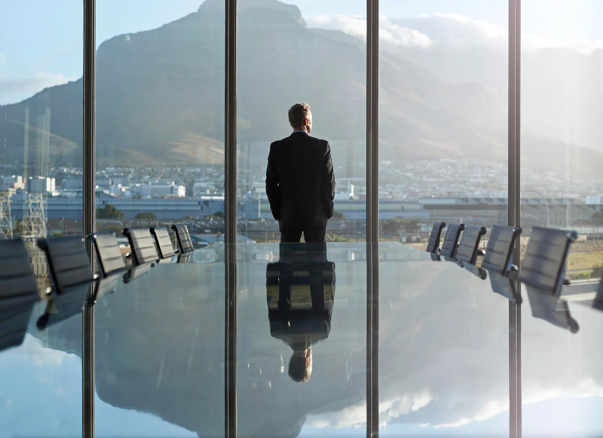 How Self-Awareness Elevates Leadership Effectiveness